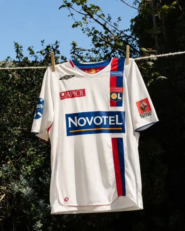 Lyon Shirt Novotel